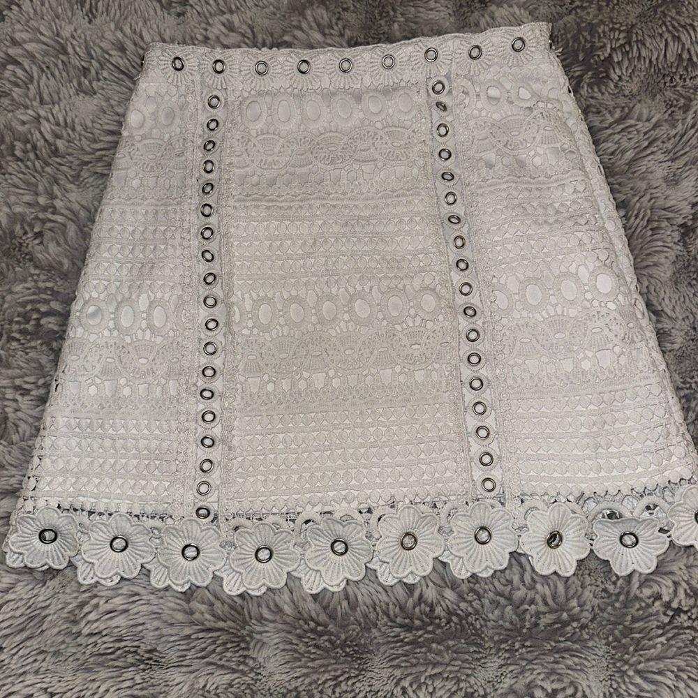 Forever 21 White Lace A-Line Skirt